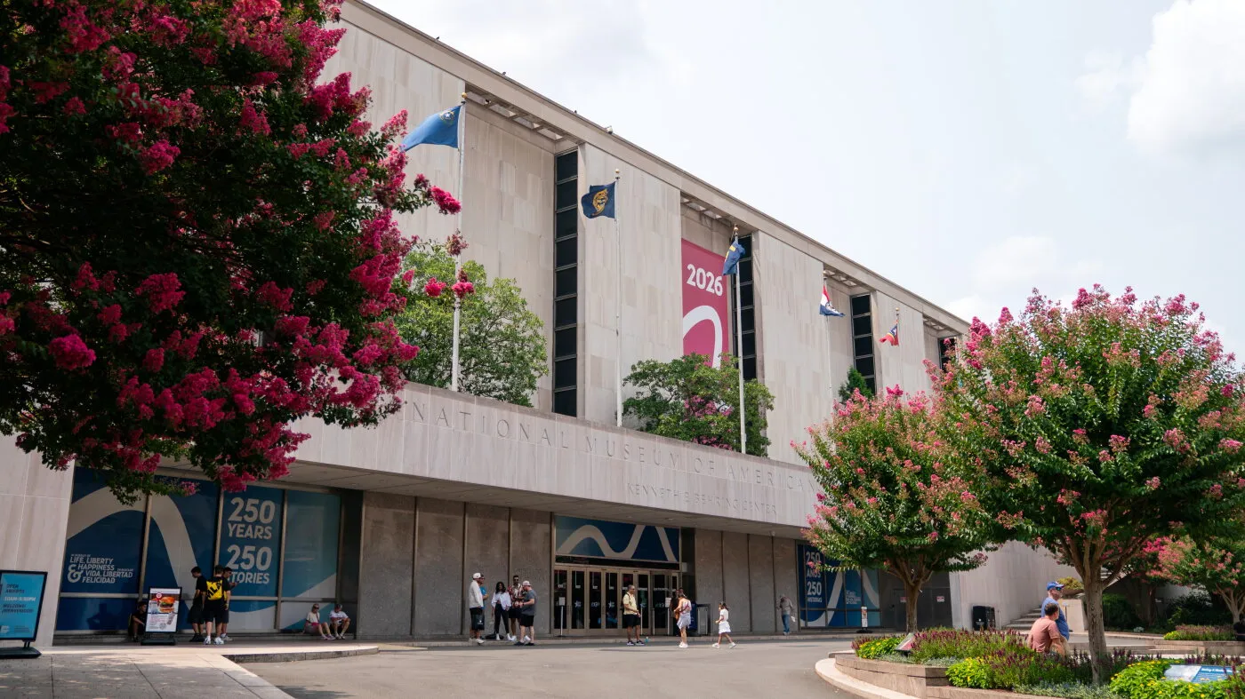 Administrația Trump pregătește semne de avertizare ideologică pentru muzeele Smithsonian