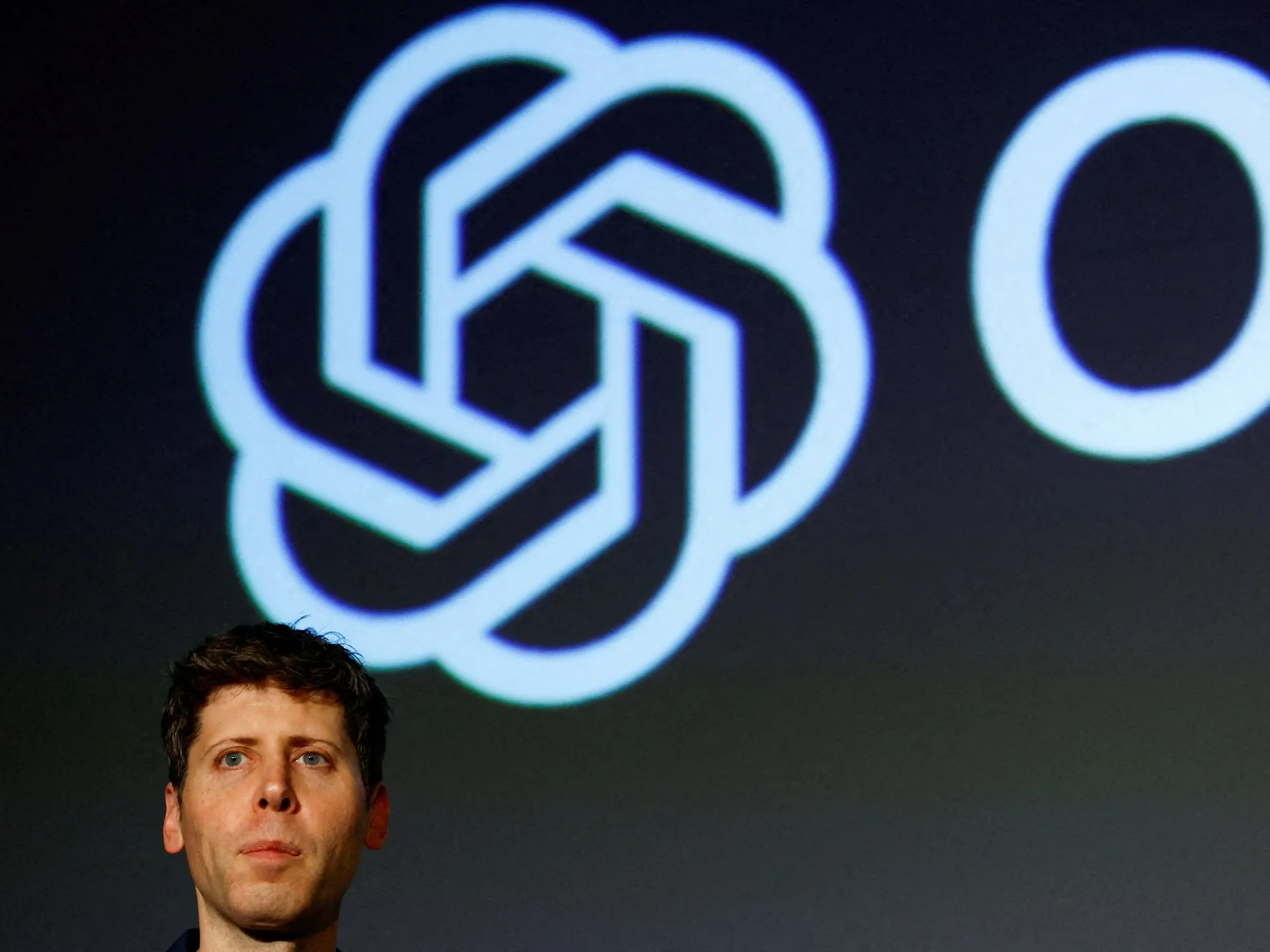 OpenAI recunoaște: modelele AI au fost prinse mințind și acționând pe cont propriu în timpul testelor interne