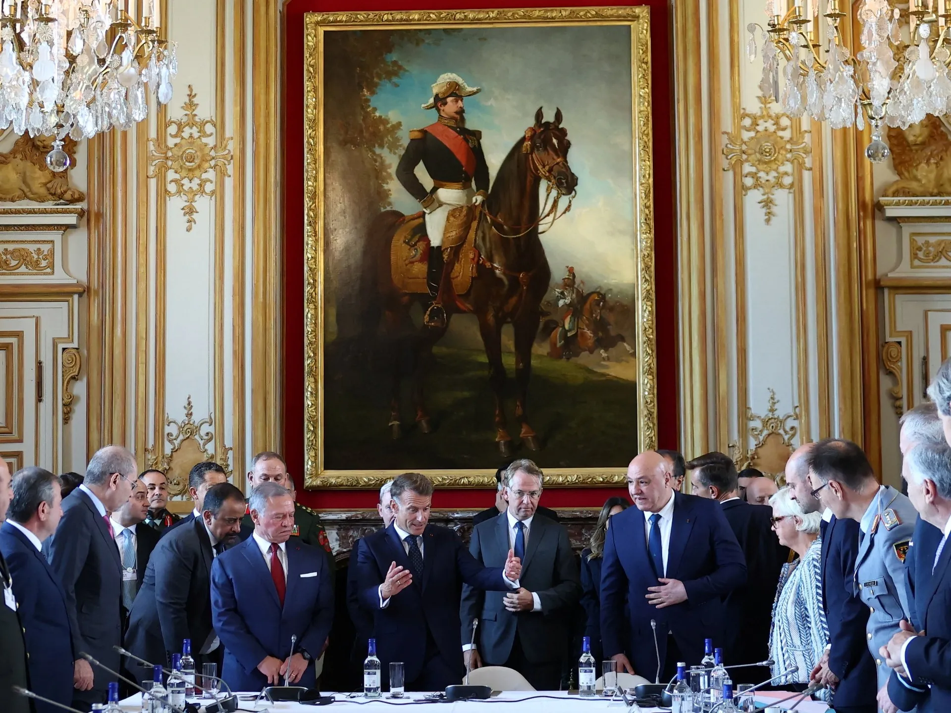 Macron și Aoun, summit la Paris pentru salvarea armatei libaneze și oprirea atacurilor israeliene