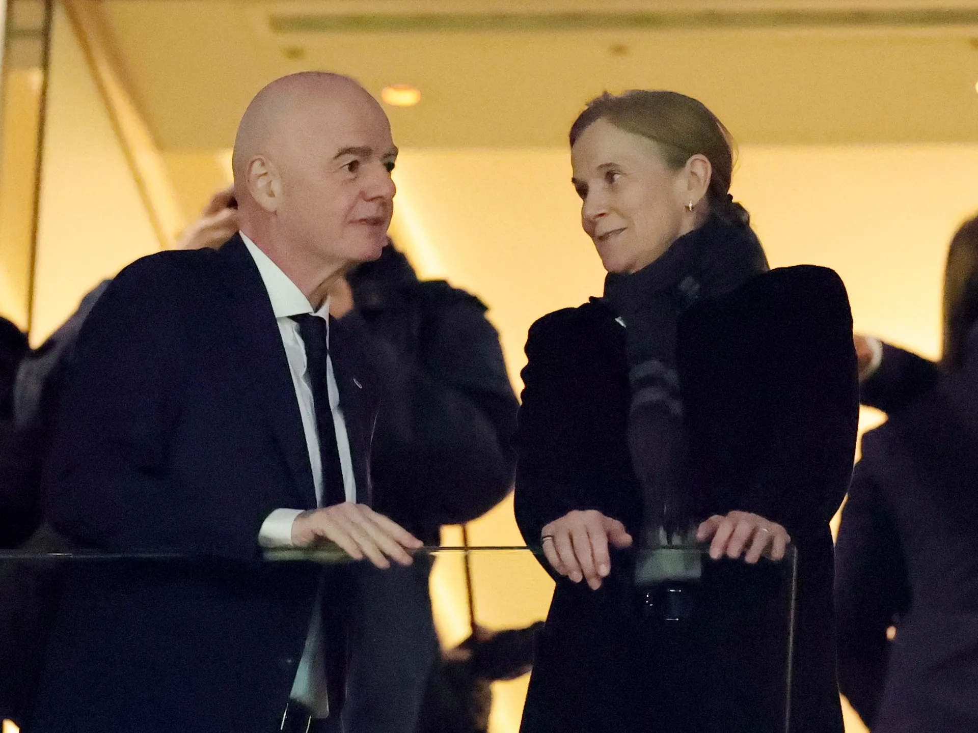 FA engleză cere publicarea documentelor privind planul de vânzare a Cupei Mondiale: presiuni tot mai mari asupra lui Infantino