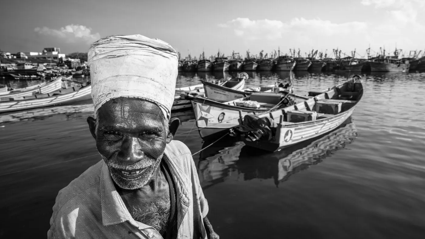 Fotoreportaj: Viața precară a pescarilor din Chennai – între dragoste și teama de mare